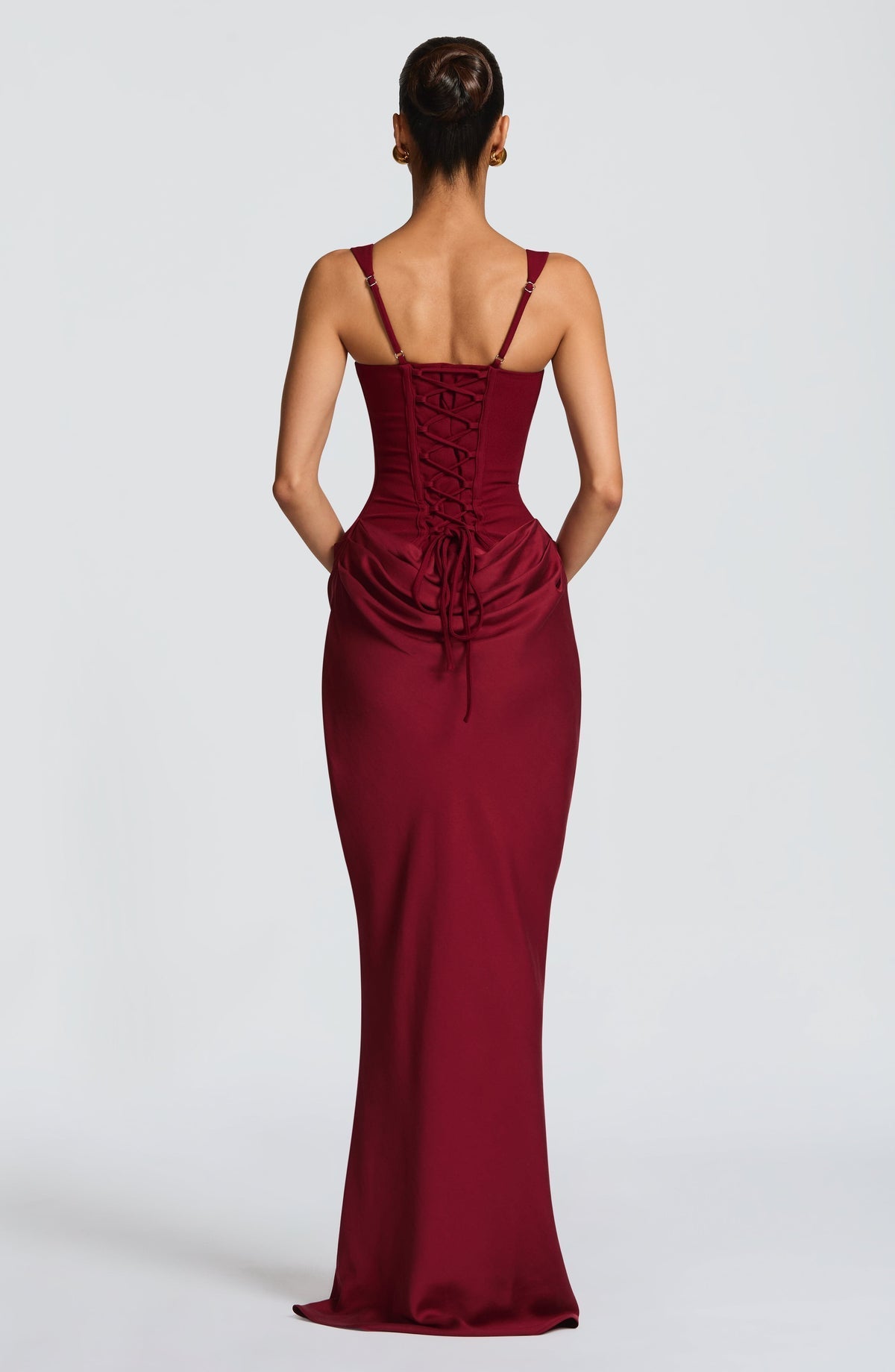 Avery | Hourglass Maxi