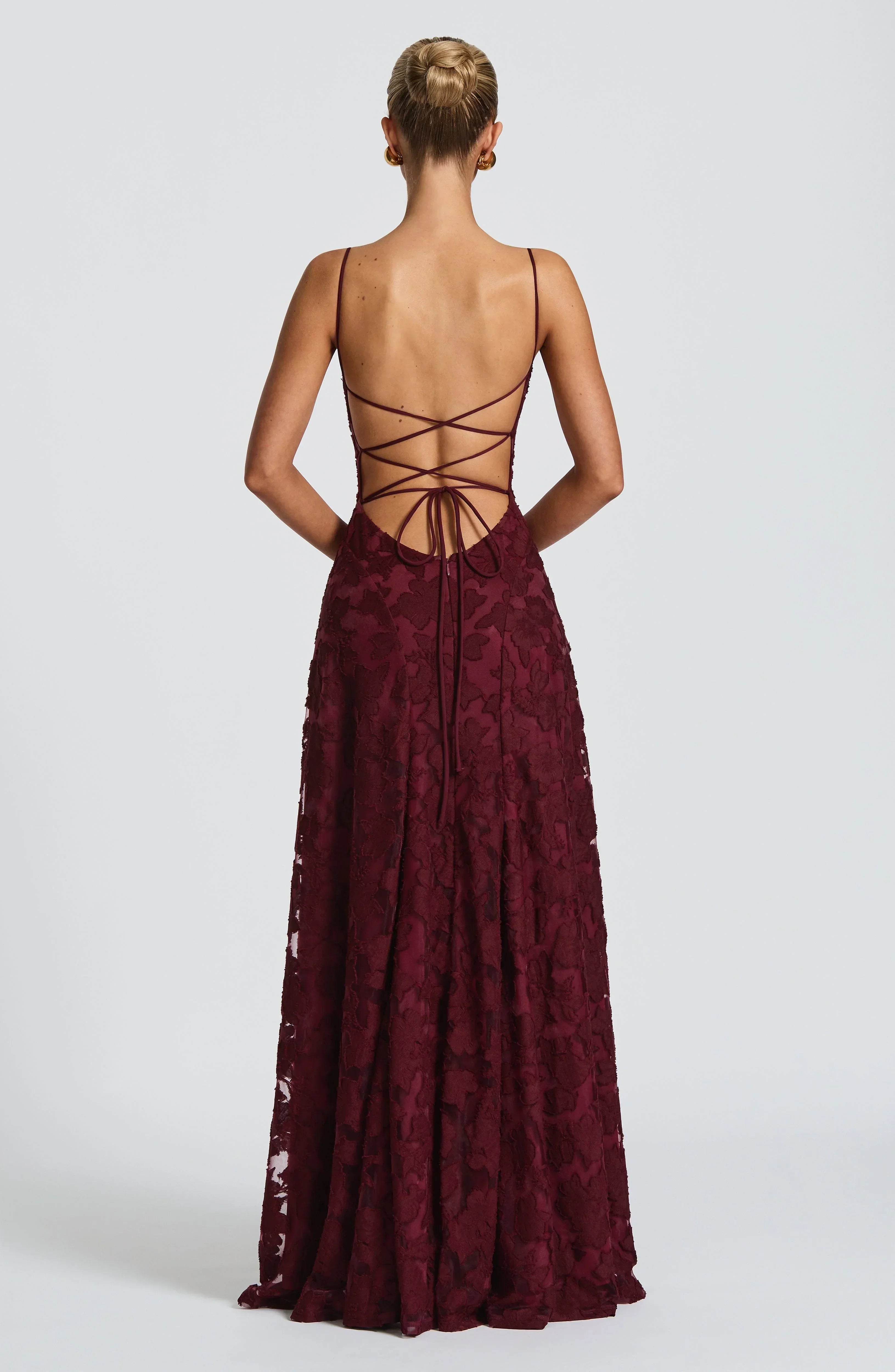 Clara Léon | Elegant Maxi Dress